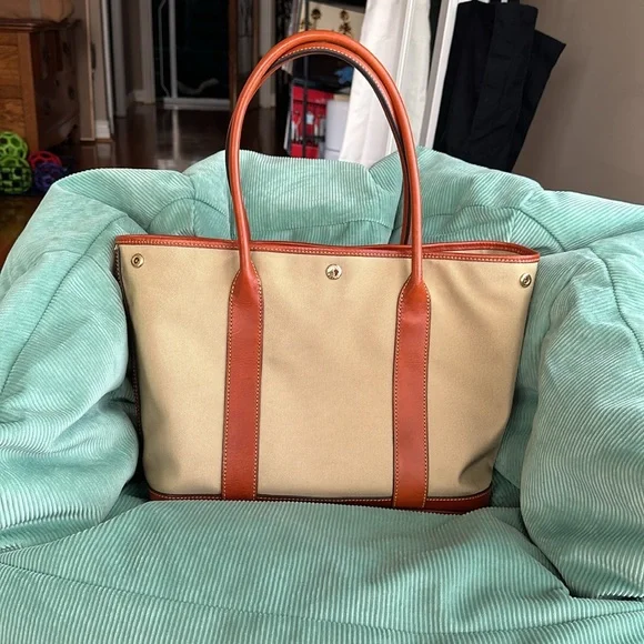 Dooney& Bourke Layla tote - Picture 2 of 11